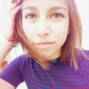 Meet your Posher, Abigail